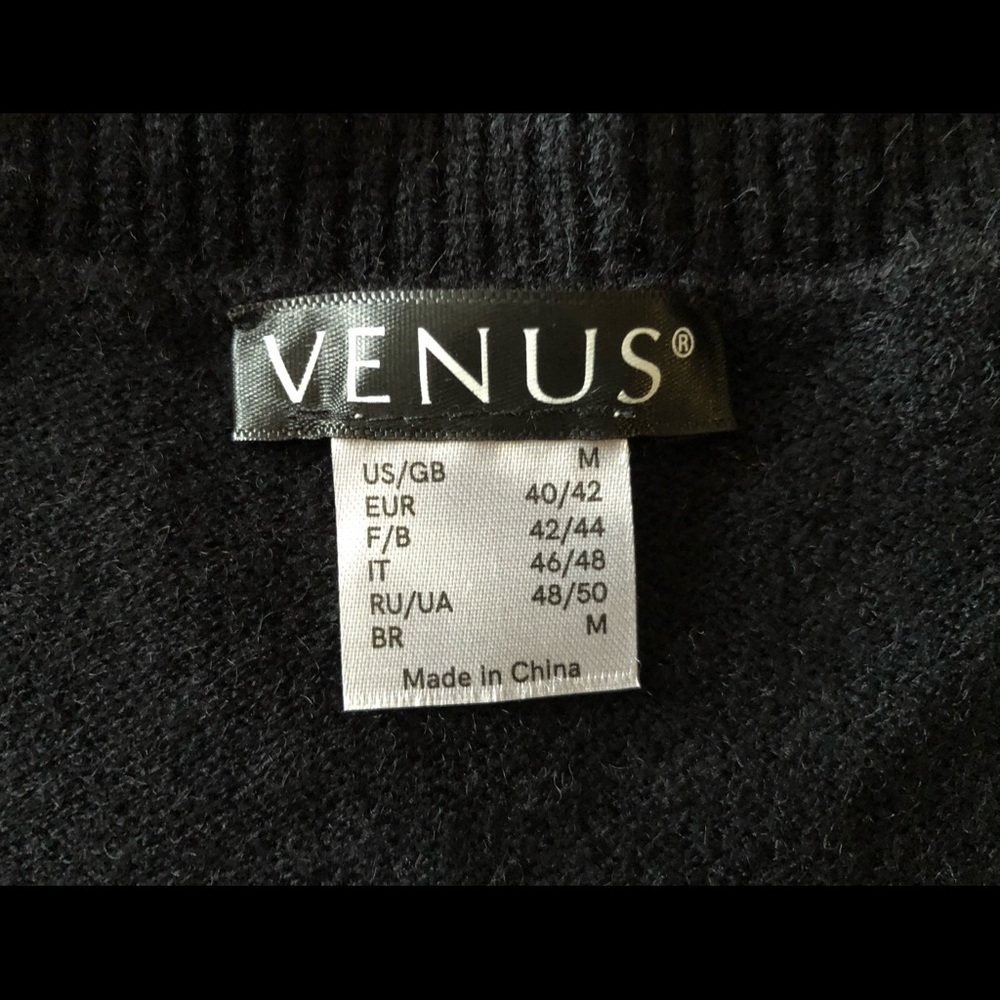 Women’s sweater